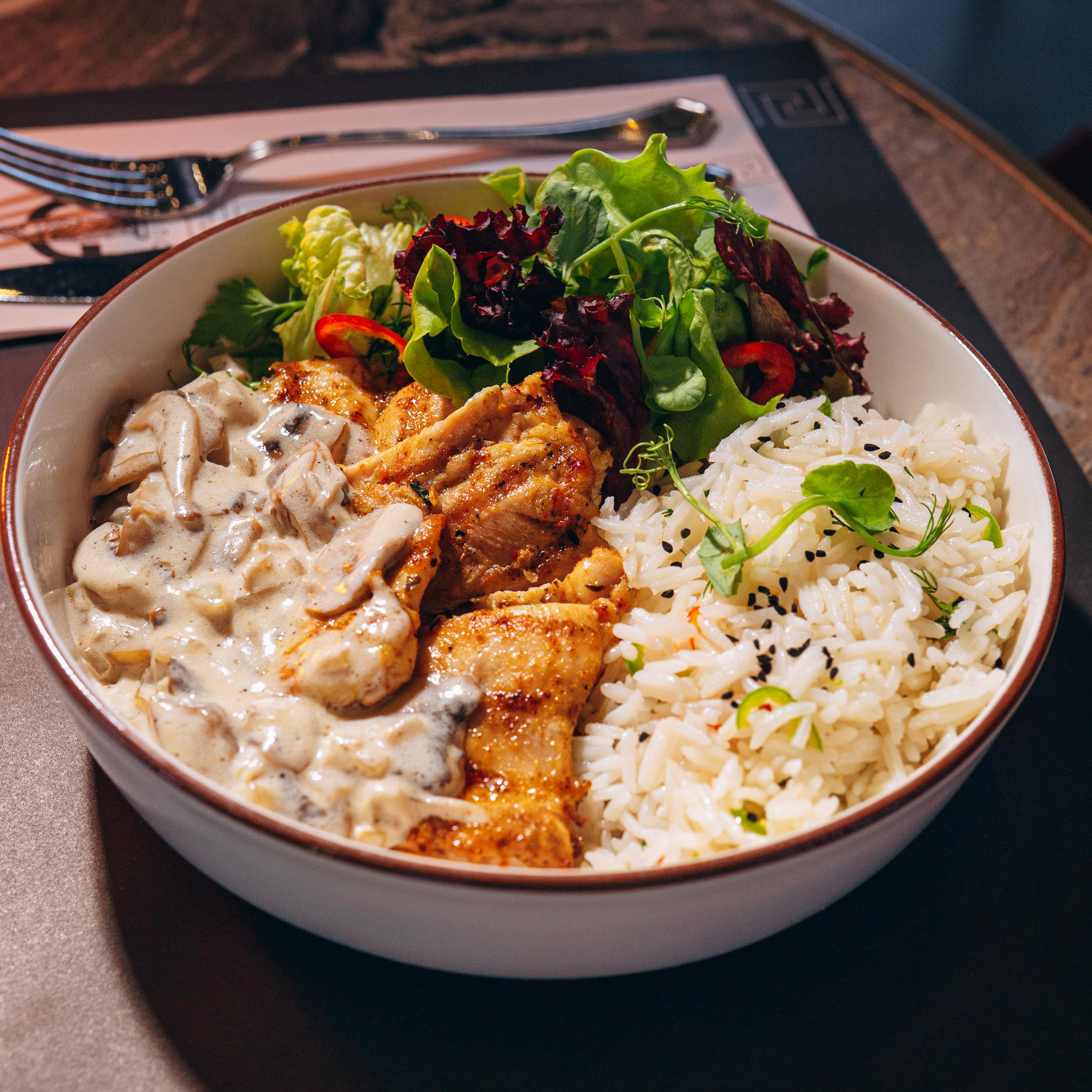 Mantar Soslu Tavuk Bowl -  ₺
