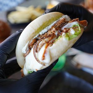Chicken & Cheese Bun -  ₺
