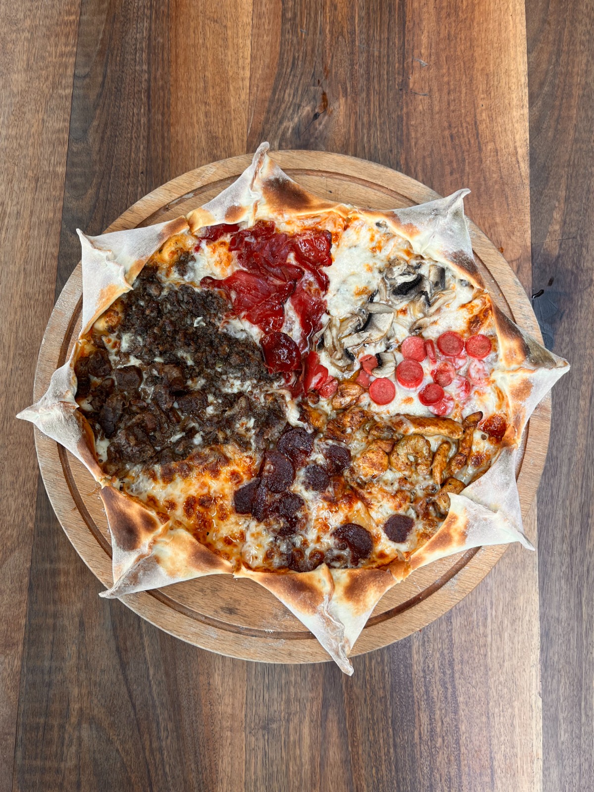 8 Köşe Pizza -  ₺
